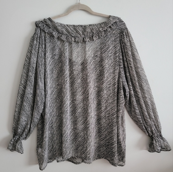 Ruffle Collared Deep V Long Sleeve Blouse Plus Size - Picture 7 of 10